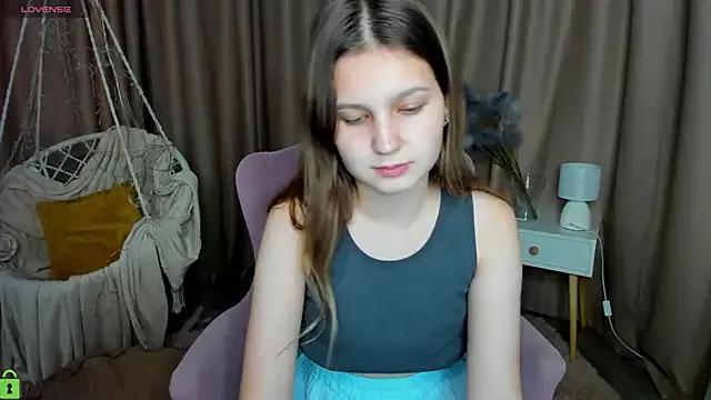 Elle_Ellise from StripChat