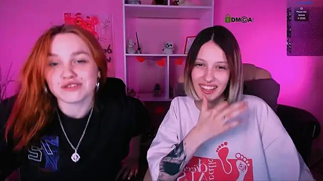 Discover our girls online shows and discover the company of countless livestreamers, with stunning shapes, sex toys and more.
