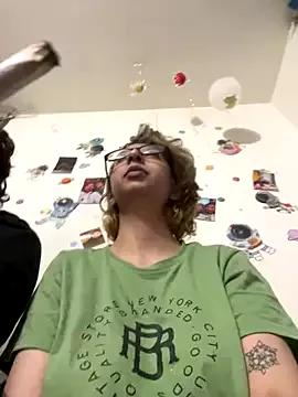 Ellie_Raven from StripChat is Freechat