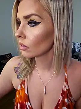 ellieconradxo from StripChat