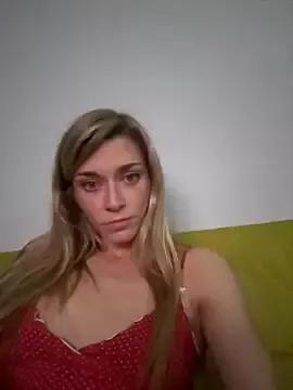 elliedance from StripChat