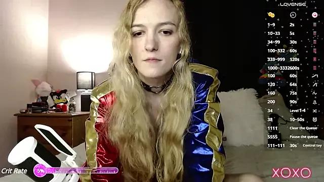 EllieeRose from StripChat