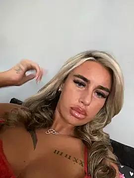 EllieMaeBaby from StripChat