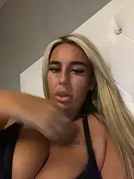EllieMaeBaby from StripChat