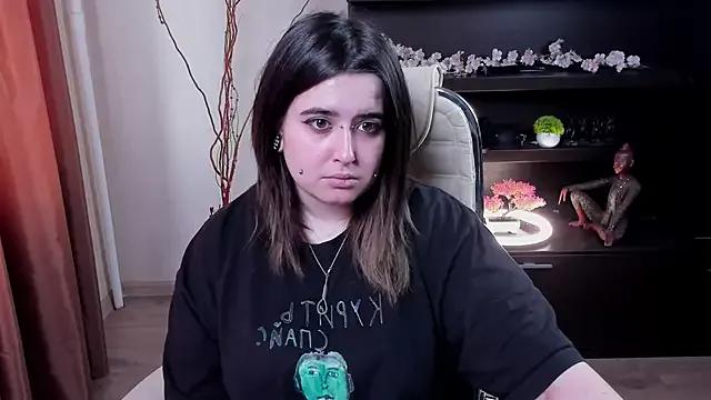 EllieMayCry webcams show profile image 