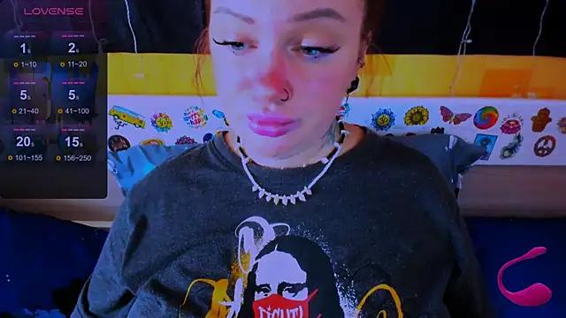 EllieOz from StripChat