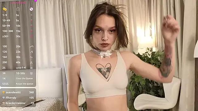 EllieRosee from StripChat is Freechat
