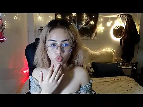 EllieYoon webcams show profile image 