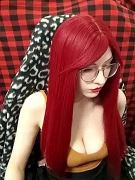 ElliMoor from StripChat
