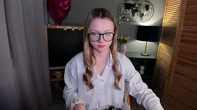 elliupp from StripChat