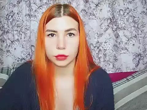 ElllaNuar from StripChat