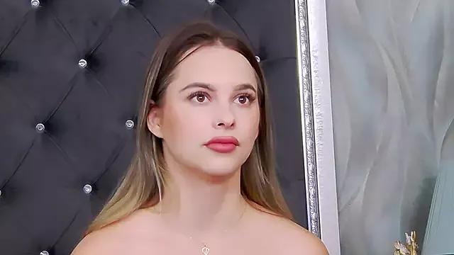 Ellsa_Jean_ from StripChat