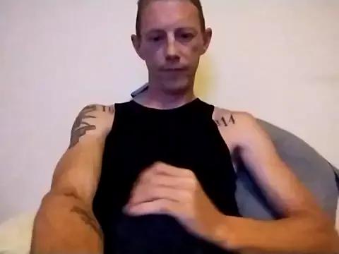 elmerfuddin87 from StripChat