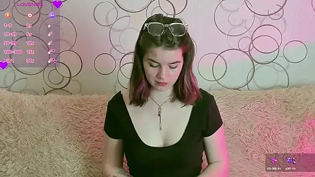 ElzaBlis webcams show profile image 