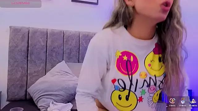 Ema_Stone65 from StripChat is Freechat