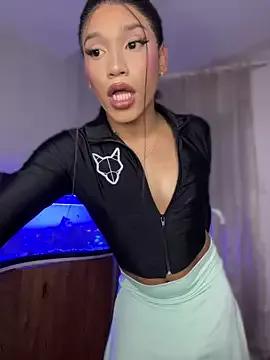 Emaa- webcams show profile image 