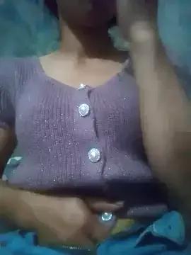 emaame68 from StripChat