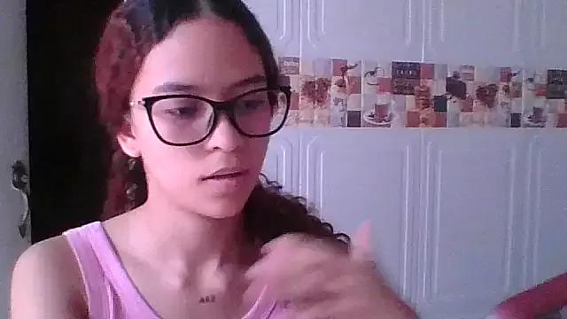 emaandemely from StripChat