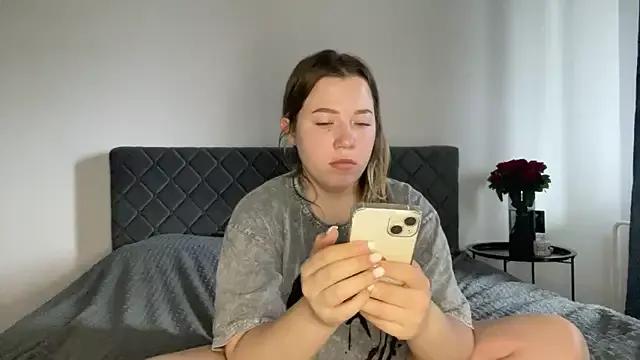 Embersweetbunny from StripChat