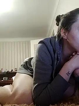 emeli_moon from StripChat