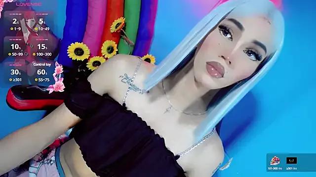 emelly_horny_ from StripChat