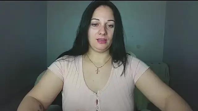 Emelyblum from StripChat