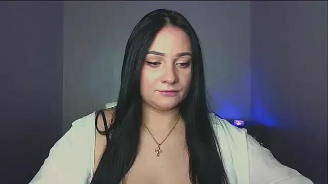 Emelyblum from StripChat