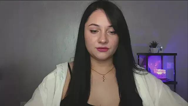 Emelyblum from StripChat