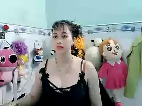 Emgaixinhngoan webcams show profile image 