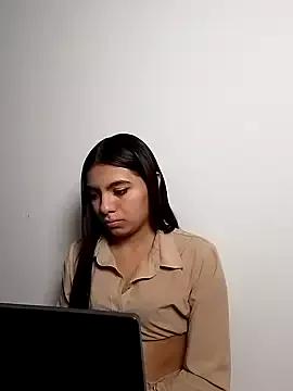 Emiily_bliss from StripChat