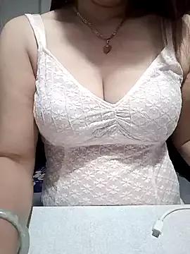 Emily___Sex from StripChat is Freechat