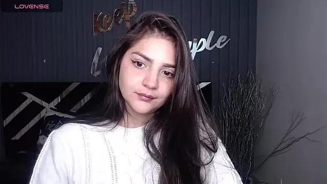emily_cooper_t from StripChat is Freechat