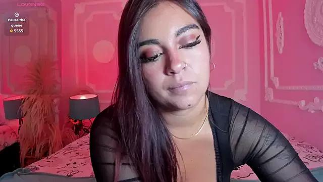 EmilyBorch from StripChat is Freechat