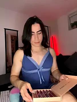 emilycolte from StripChat is Freechat