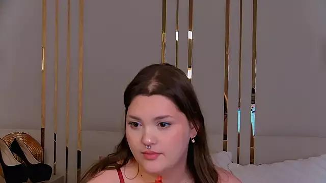 EmilyHyde webcams show profile image 
