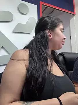 emilyjohanson from StripChat is Freechat