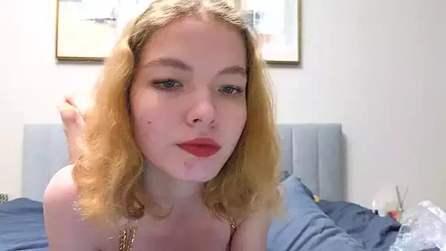 EmilyLuv webcams show profile image 