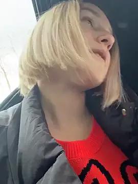 EmilyMood from StripChat is Freechat