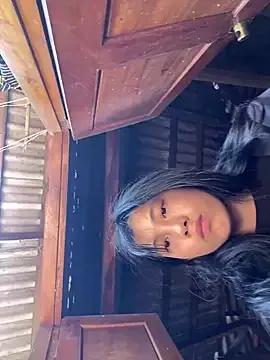 EmLy02 webcams show profile image 
