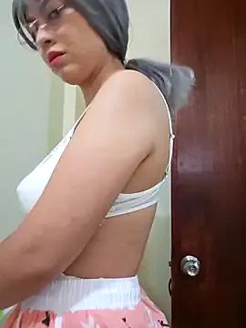 emma7love from StripChat
