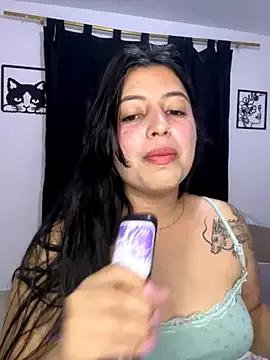 Emma_2903 from StripChat is Freechat