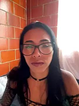 Emma__cumlovee from StripChat is Freechat