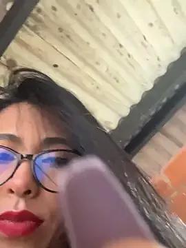 Emma__cumlovee from StripChat is Freechat
