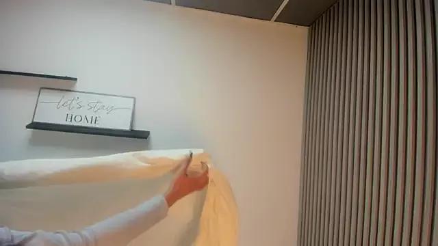Emma__fox__ from StripChat