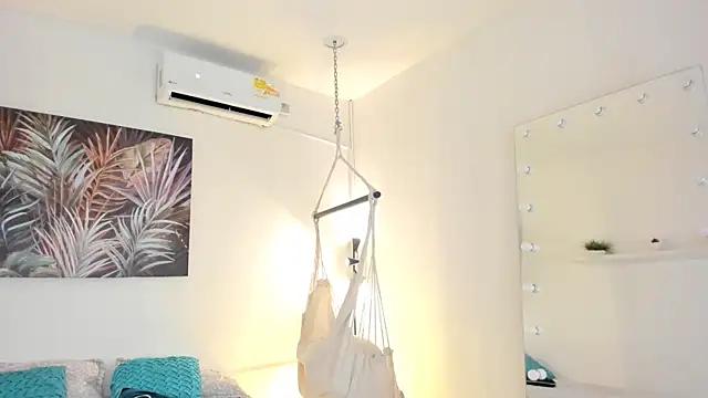 emma_alice_ from StripChat