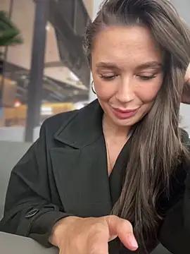 Emma_Catt from StripChat