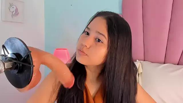 emma_clarke_ from StripChat