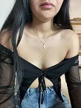 emma_cute18 from StripChat