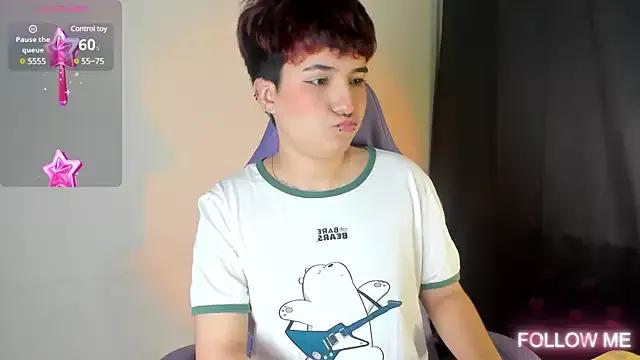 emma_cute7 from StripChat