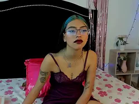 emma_foxy_ from StripChat